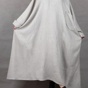 مانتو جلوبسته پشمی بلند